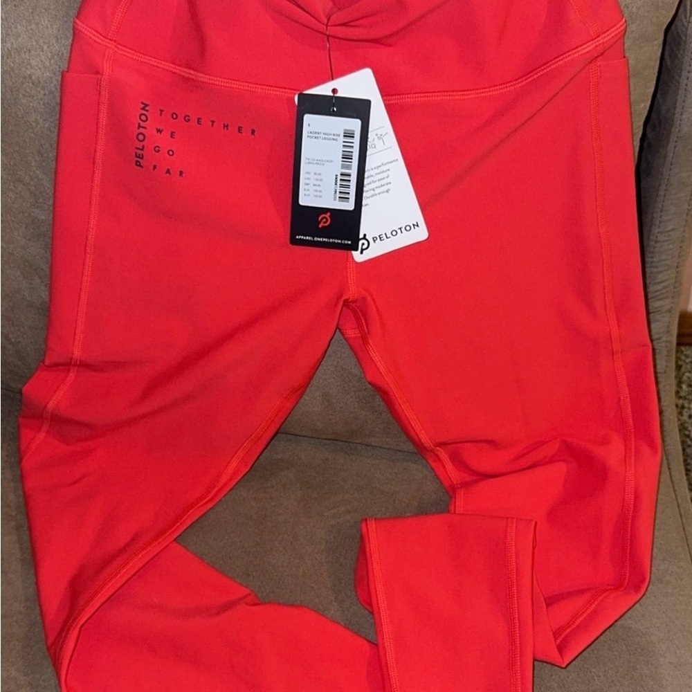 Peloton Cadent Pocket Leggings BNWT size Small